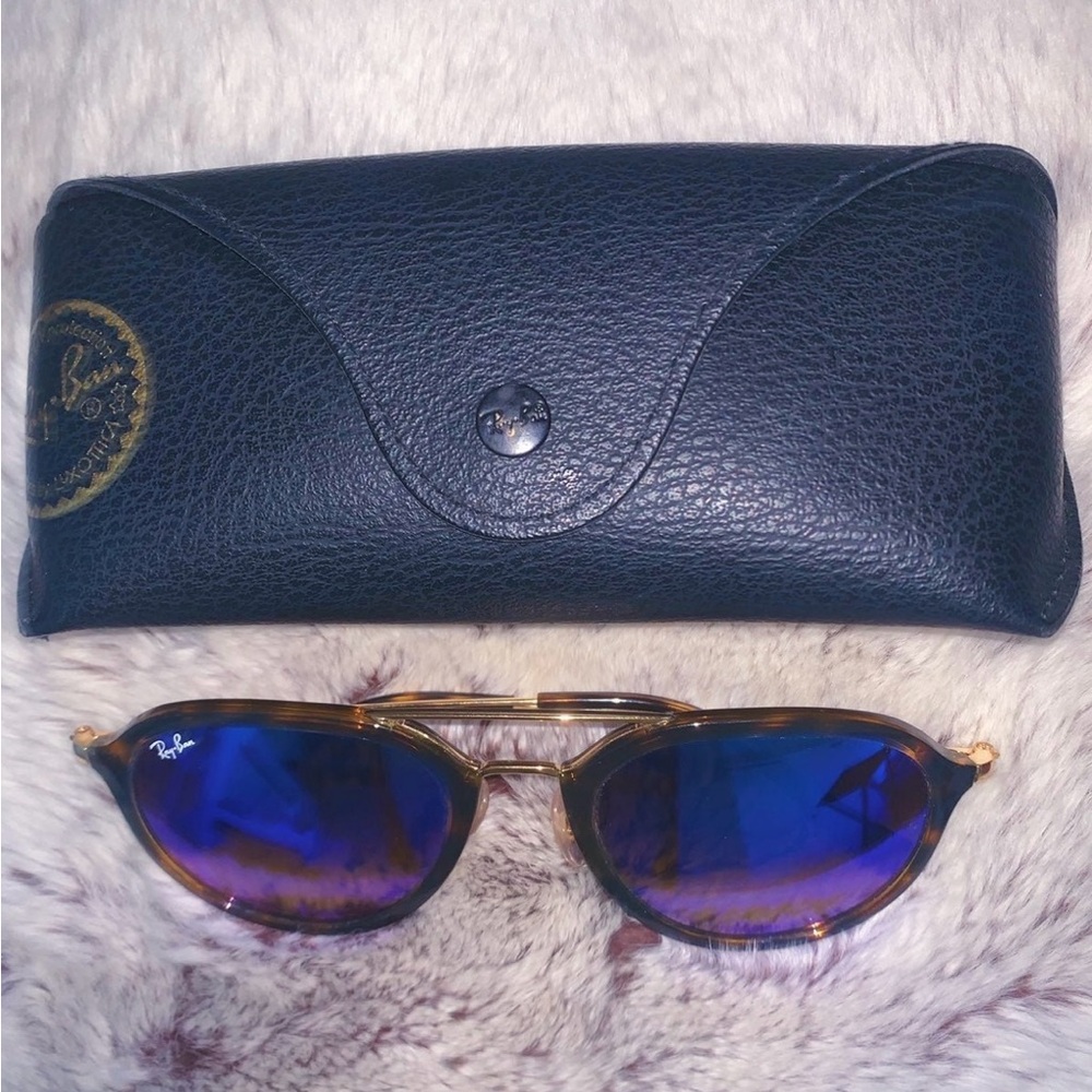 Women’s RayBan Sunglasses